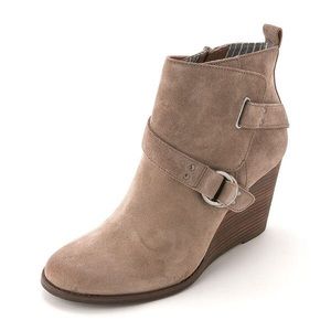 Lucky Brand Yerik Grey/Taupe Suede Wedge Booties 7